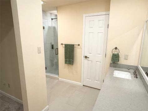 6513 Circleview Drive North Richland Hills TX 76180