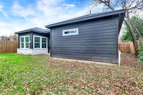 4811 Huey Street Dallas TX 75210