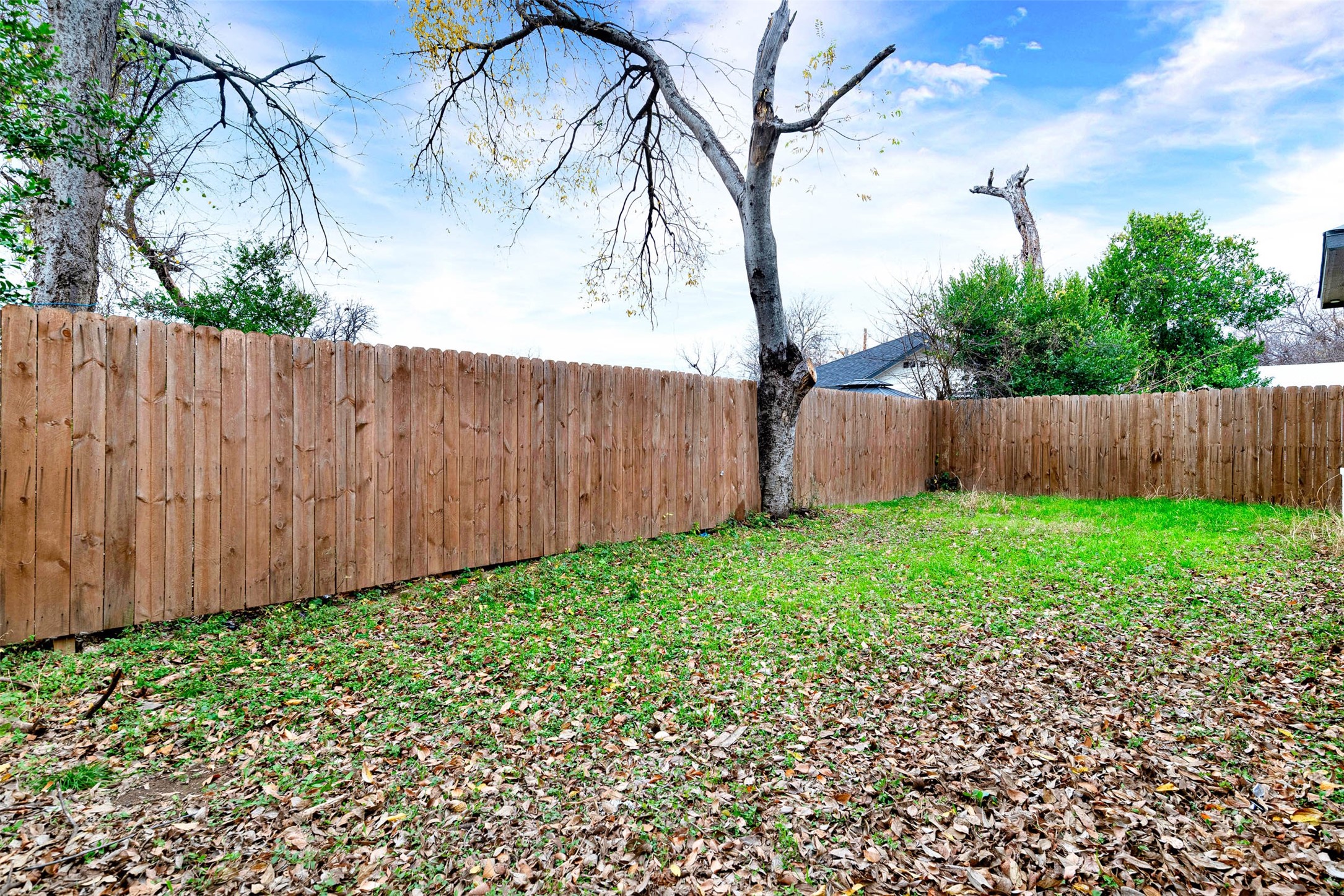 4811 Huey Street Dallas TX 75210