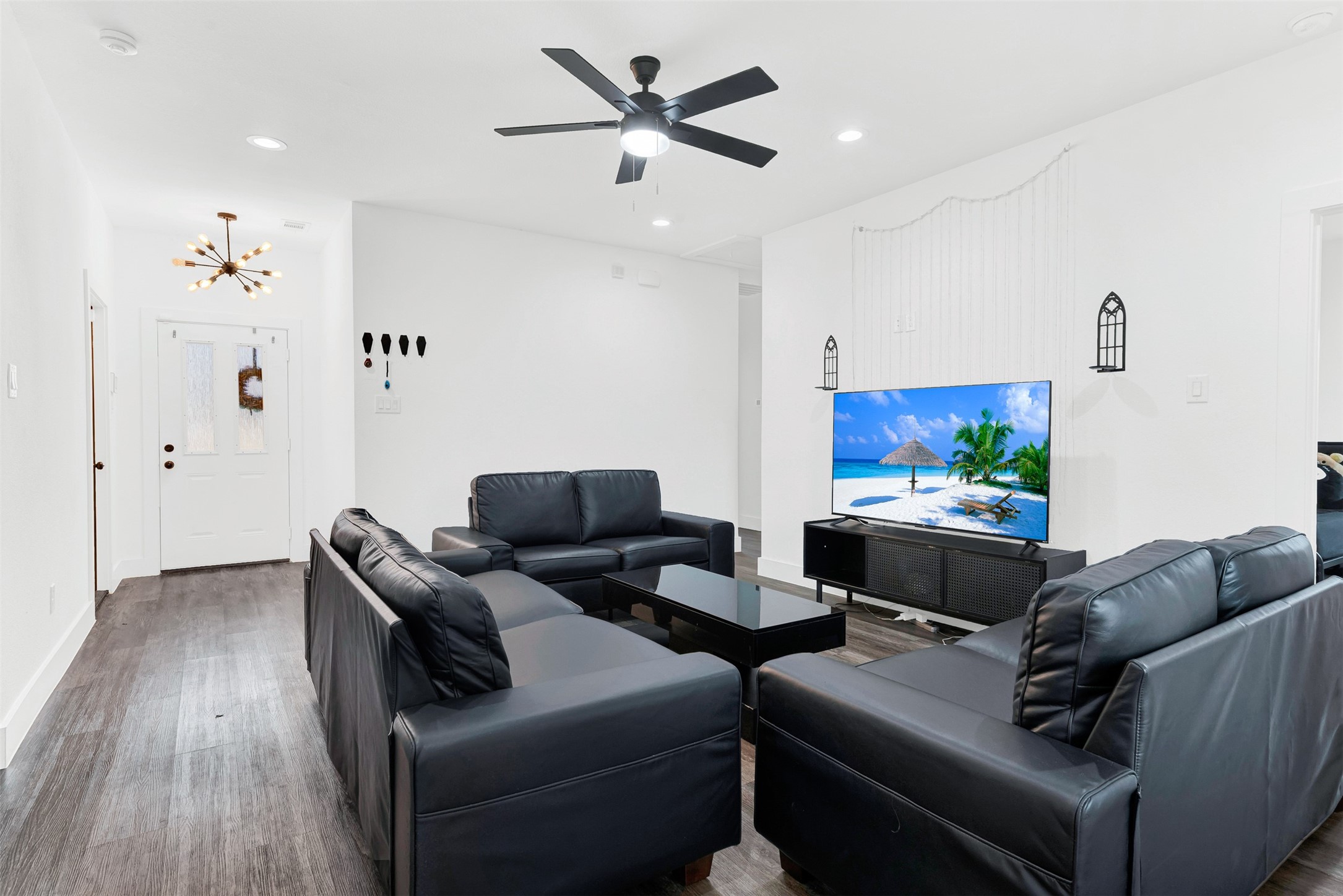 4811 Huey Street Dallas TX 75210