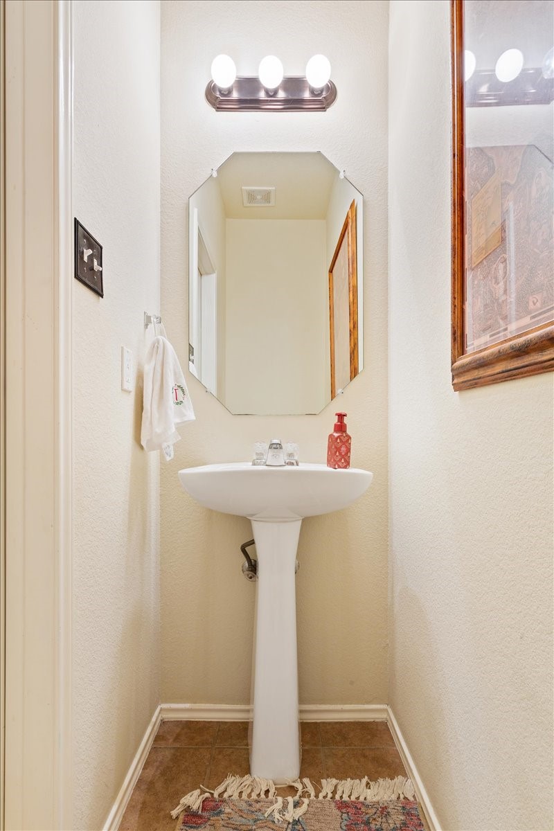 6717 Cold Water Drive Waco TX 76712
