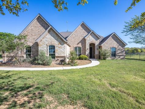 648 County Road 3470 Paradise TX 76073