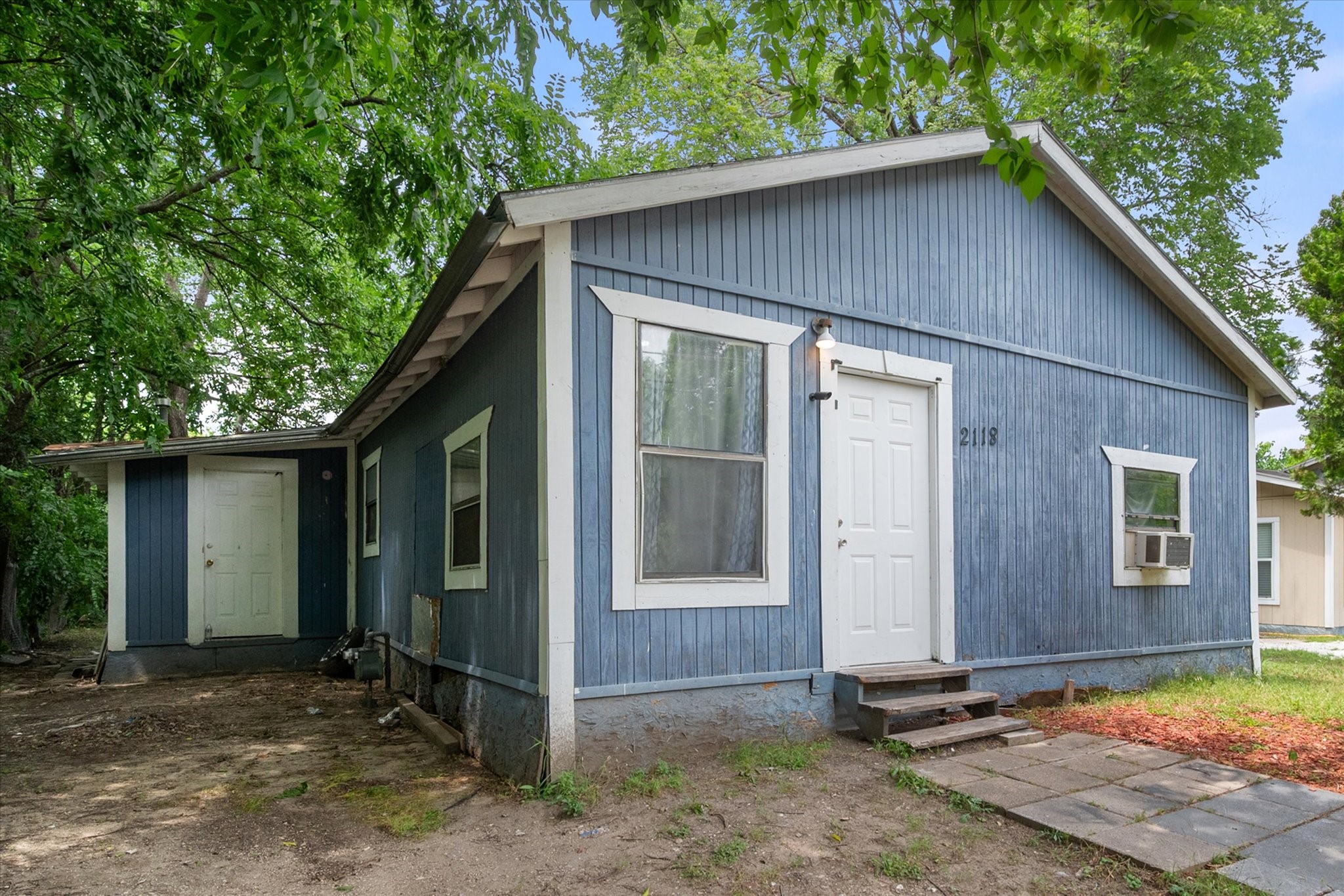 2118 W 12th Avenue Corsicana TX 75110