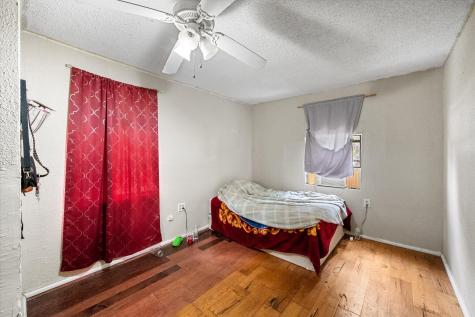 2118 W 12th Avenue Corsicana TX 75110