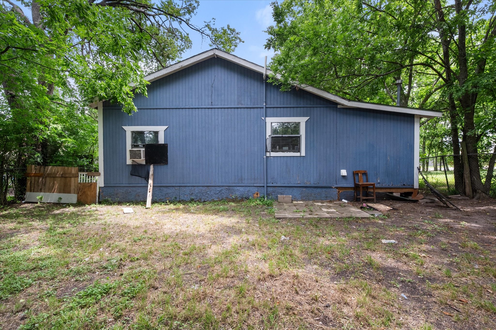 2118 W 12th Avenue Corsicana TX 75110