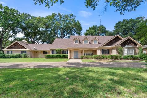 1920 Elmwood Avenue Corsicana TX 75110