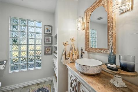 294 Wolfcreek Road Valley View TX 76272