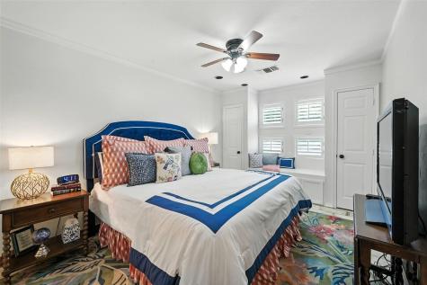 294 Wolfcreek Road Valley View TX 76272