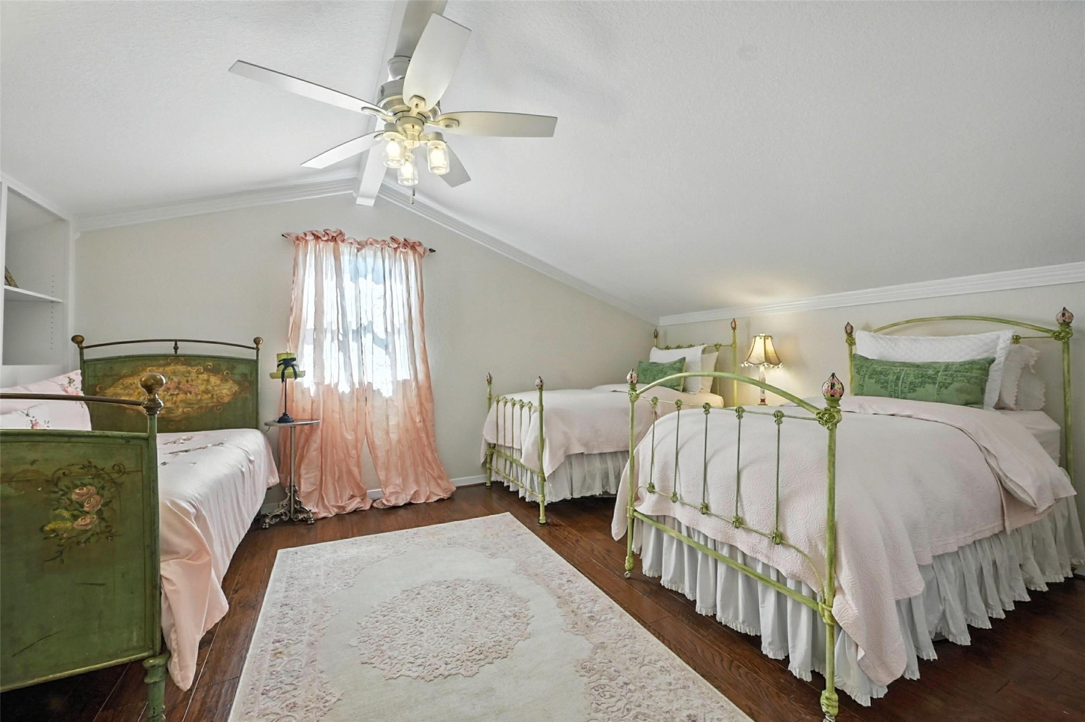 294 Wolfcreek Road Valley View TX 76272
