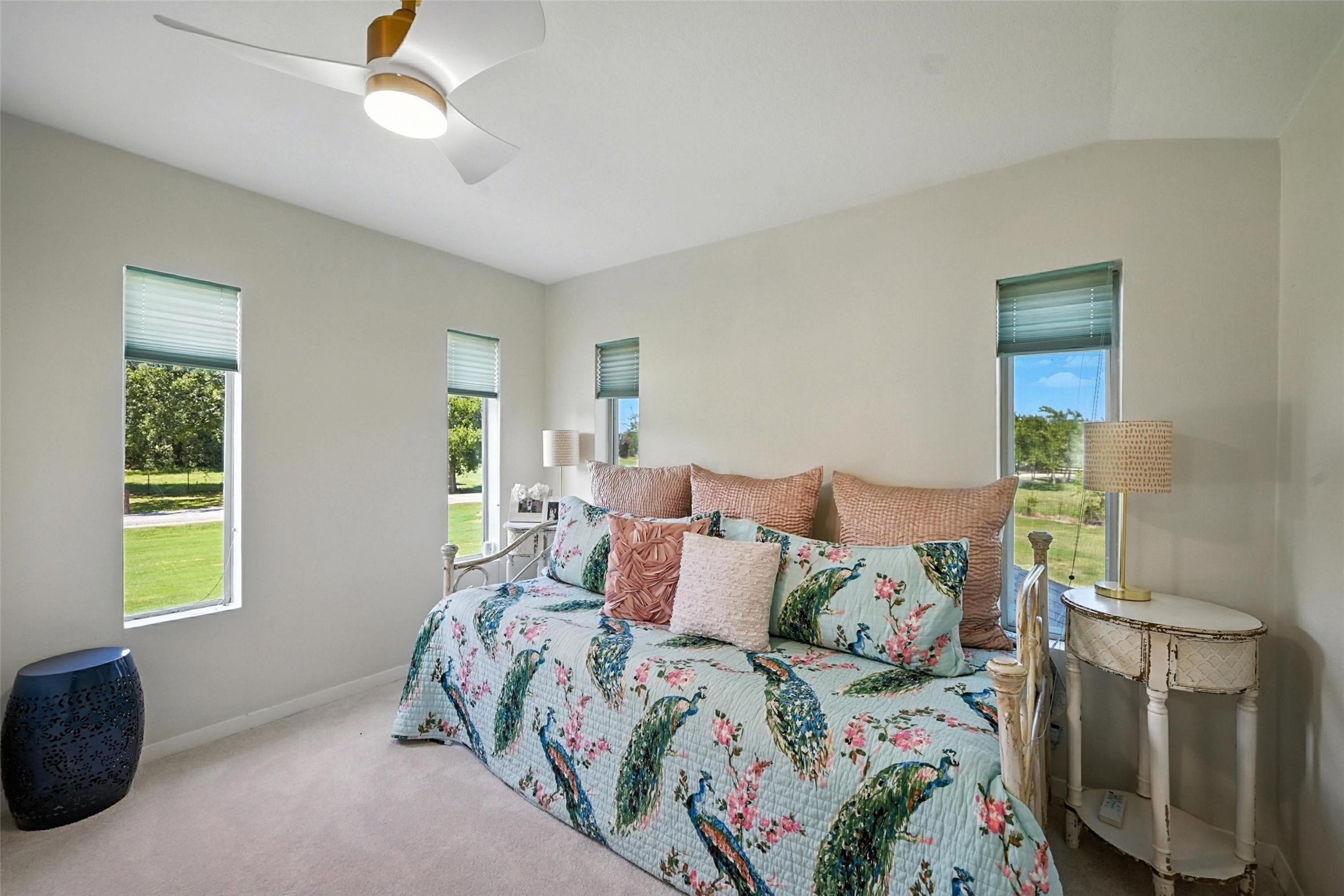 294 Wolfcreek Road Valley View TX 76272
