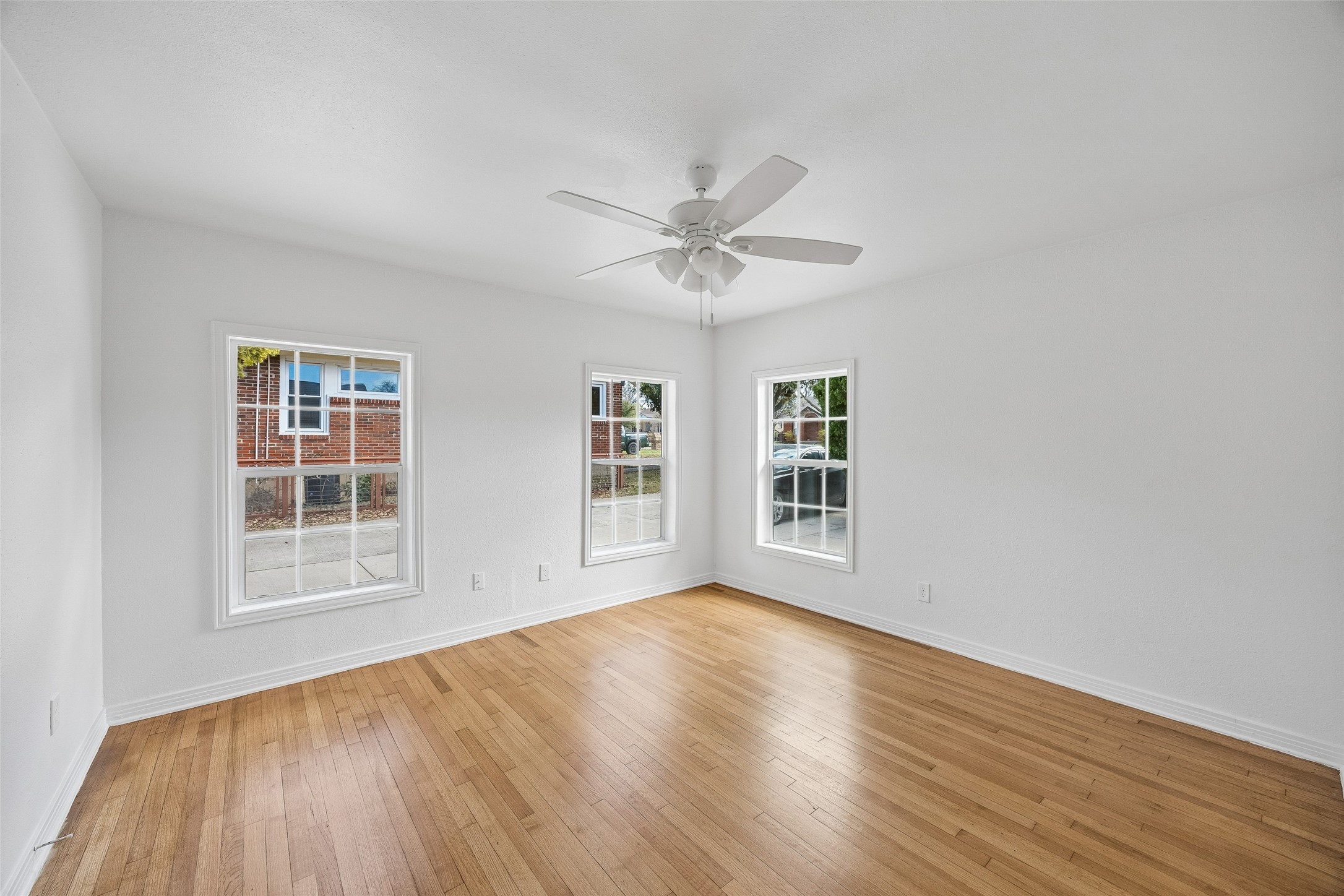 3335 Burlingdell Avenue Dallas TX 75211