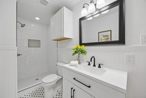 3335 Burlingdell Avenue Dallas TX 75211