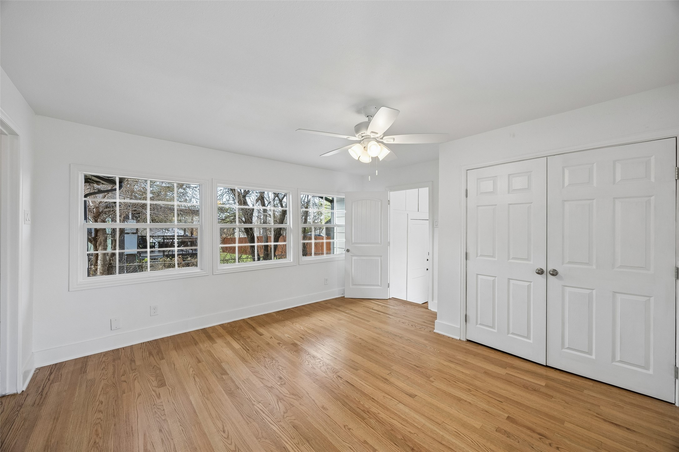 3335 Burlingdell Avenue Dallas TX 75211