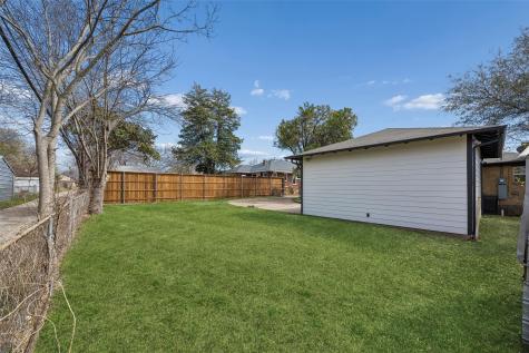 3335 Burlingdell Avenue Dallas TX 75211