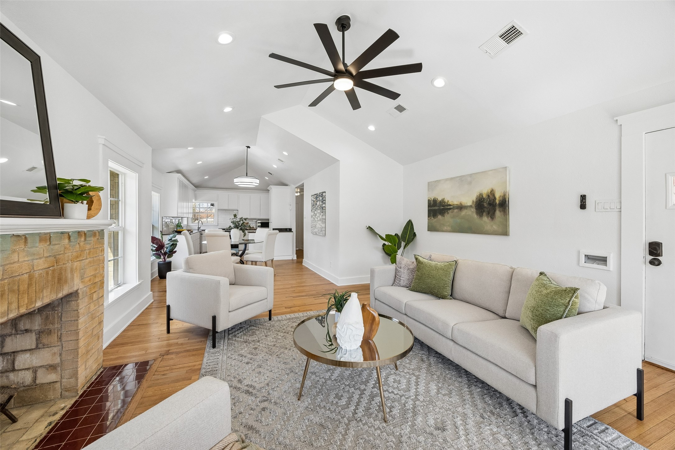 3335 Burlingdell Avenue Dallas TX 75211