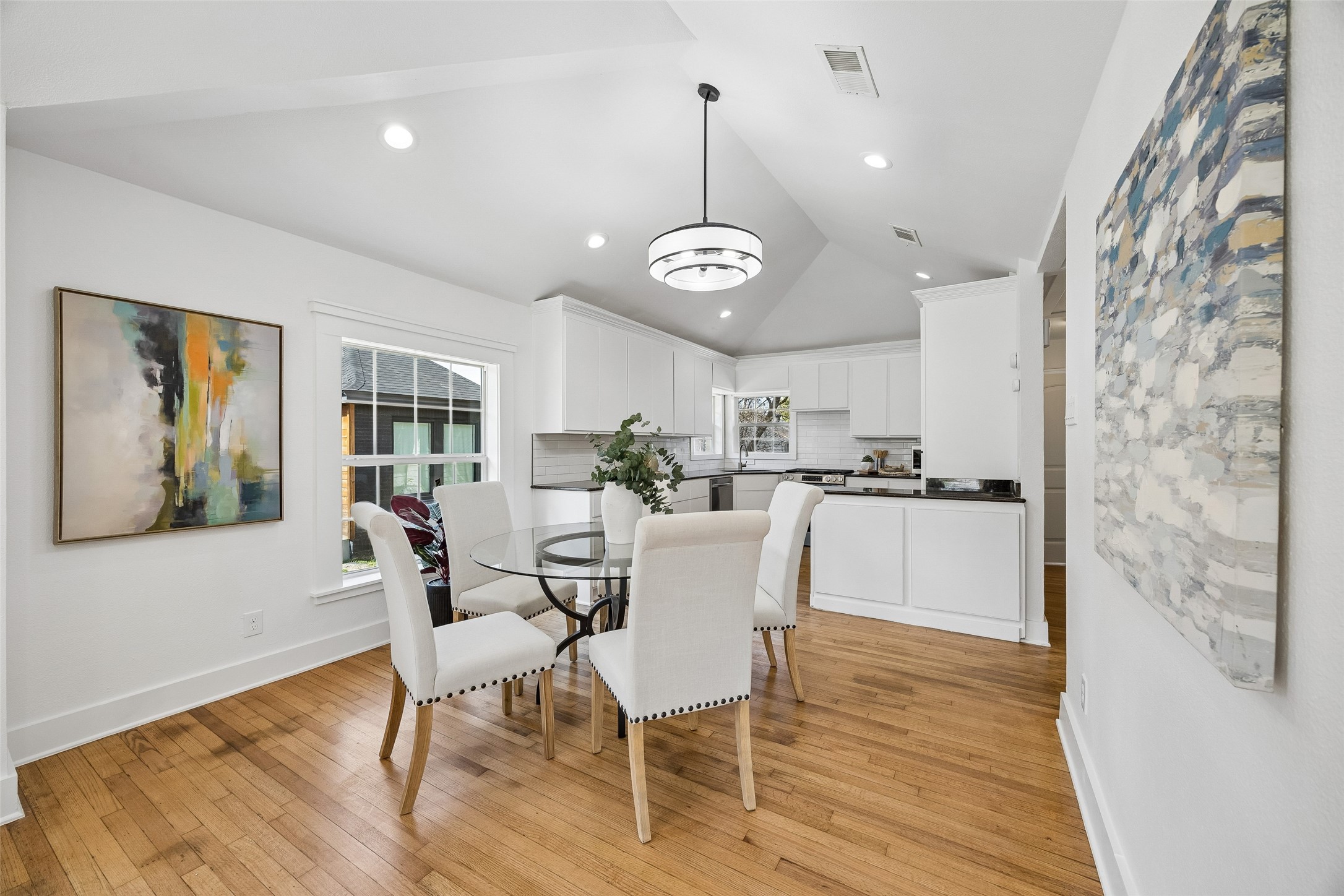 3335 Burlingdell Avenue Dallas TX 75211