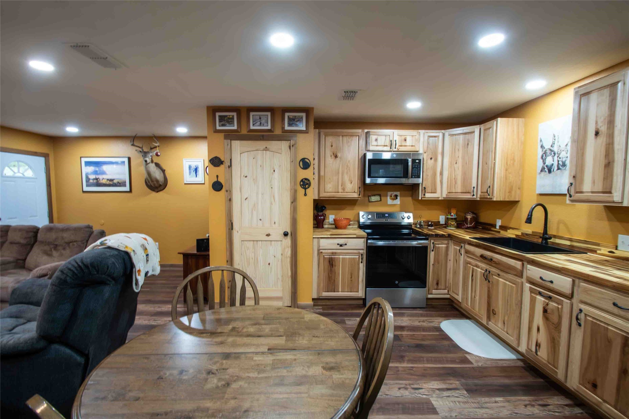 530 Holly Glen Murchison TX 75778
