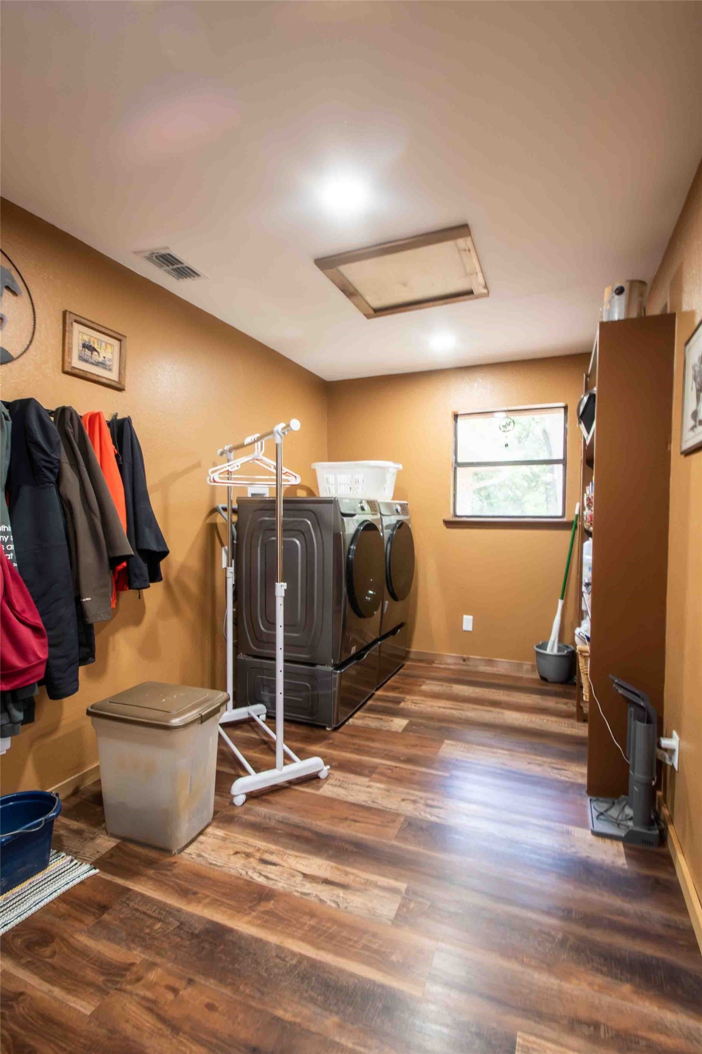530 Holly Glen Murchison TX 75778