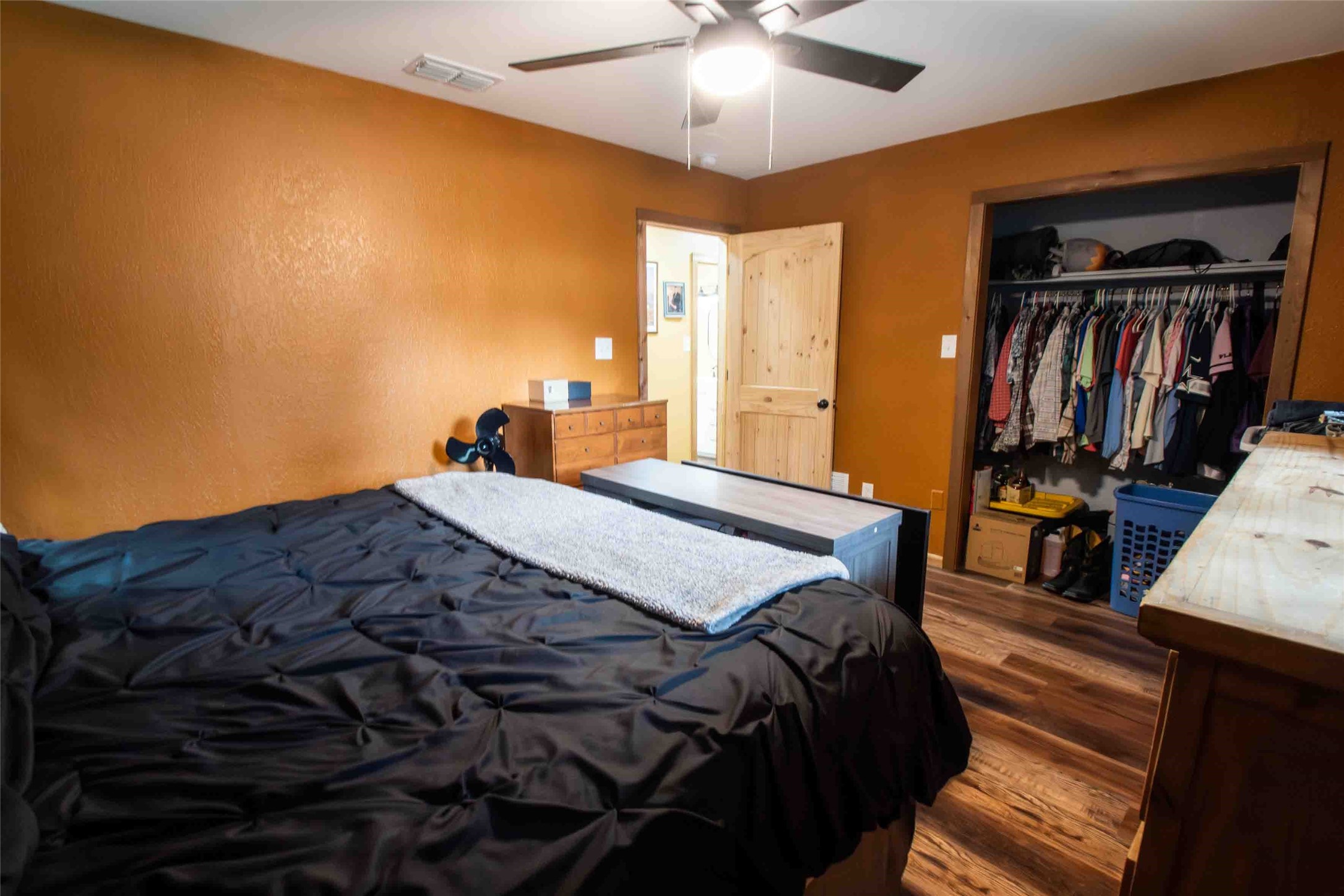 530 Holly Glen Murchison TX 75778