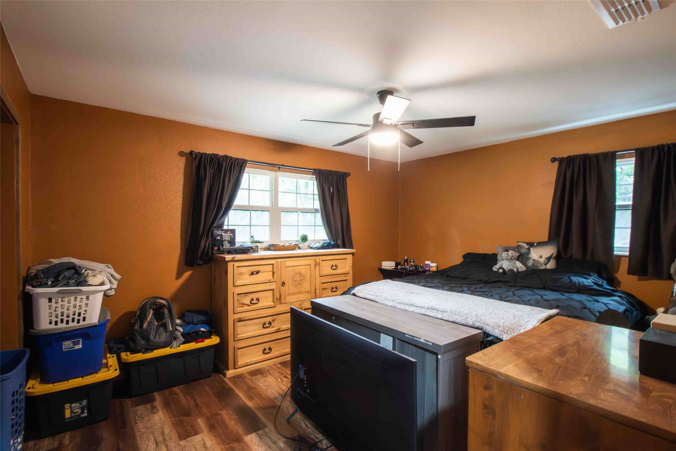530 Holly Glen Murchison TX 75778