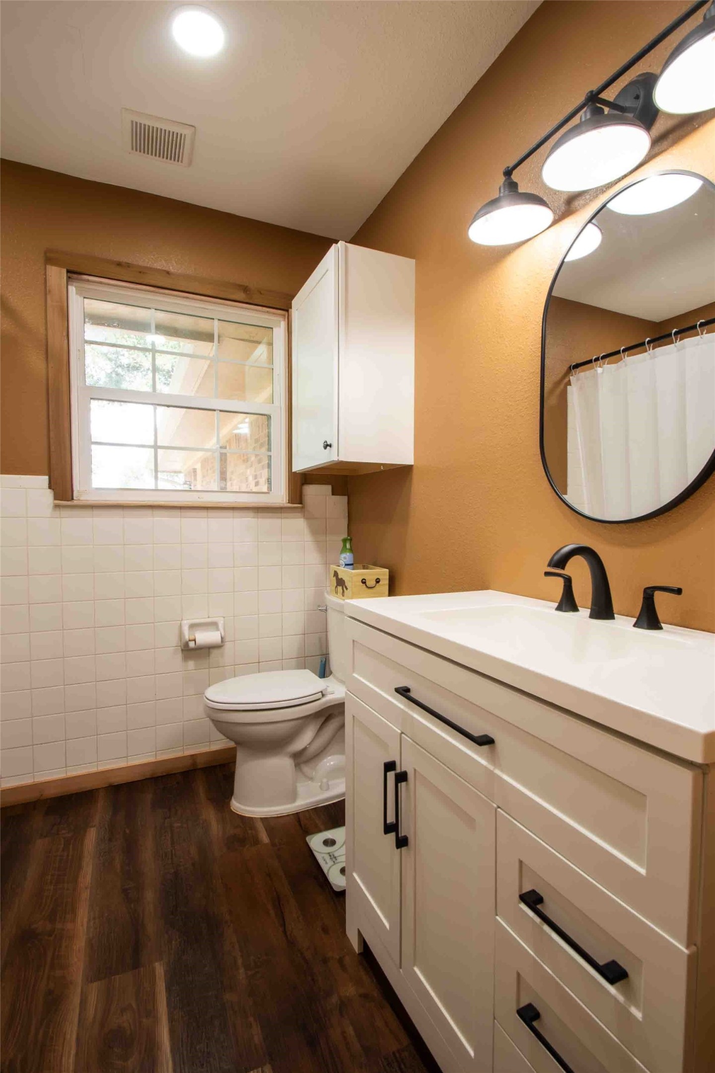530 Holly Glen Murchison TX 75778