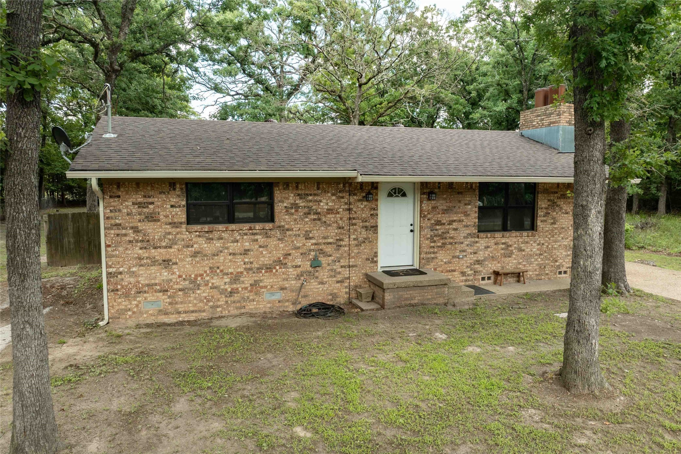 530 Holly Glen Murchison TX 75778