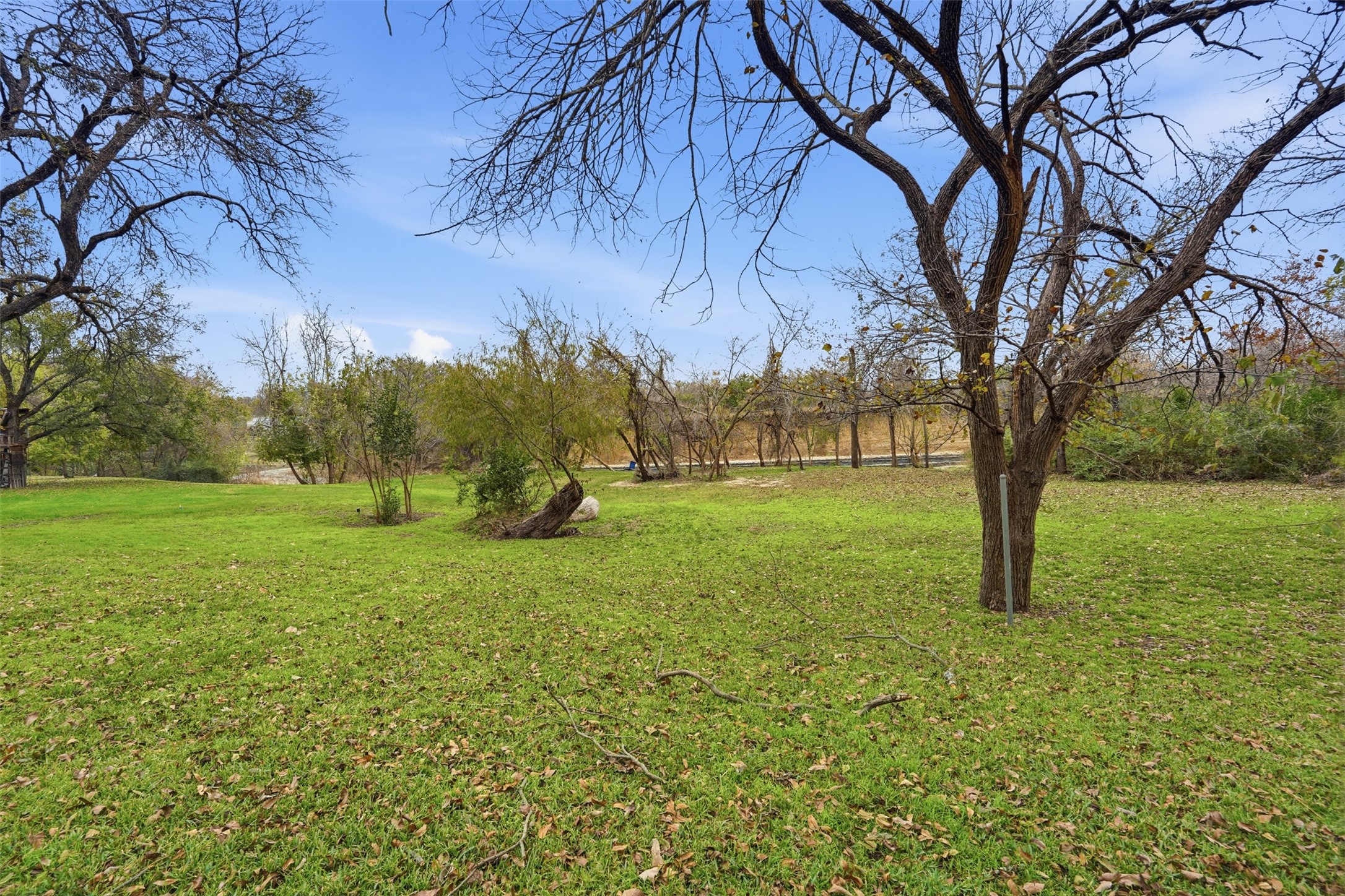 8625 Marys Creek Drive Benbrook TX 76116