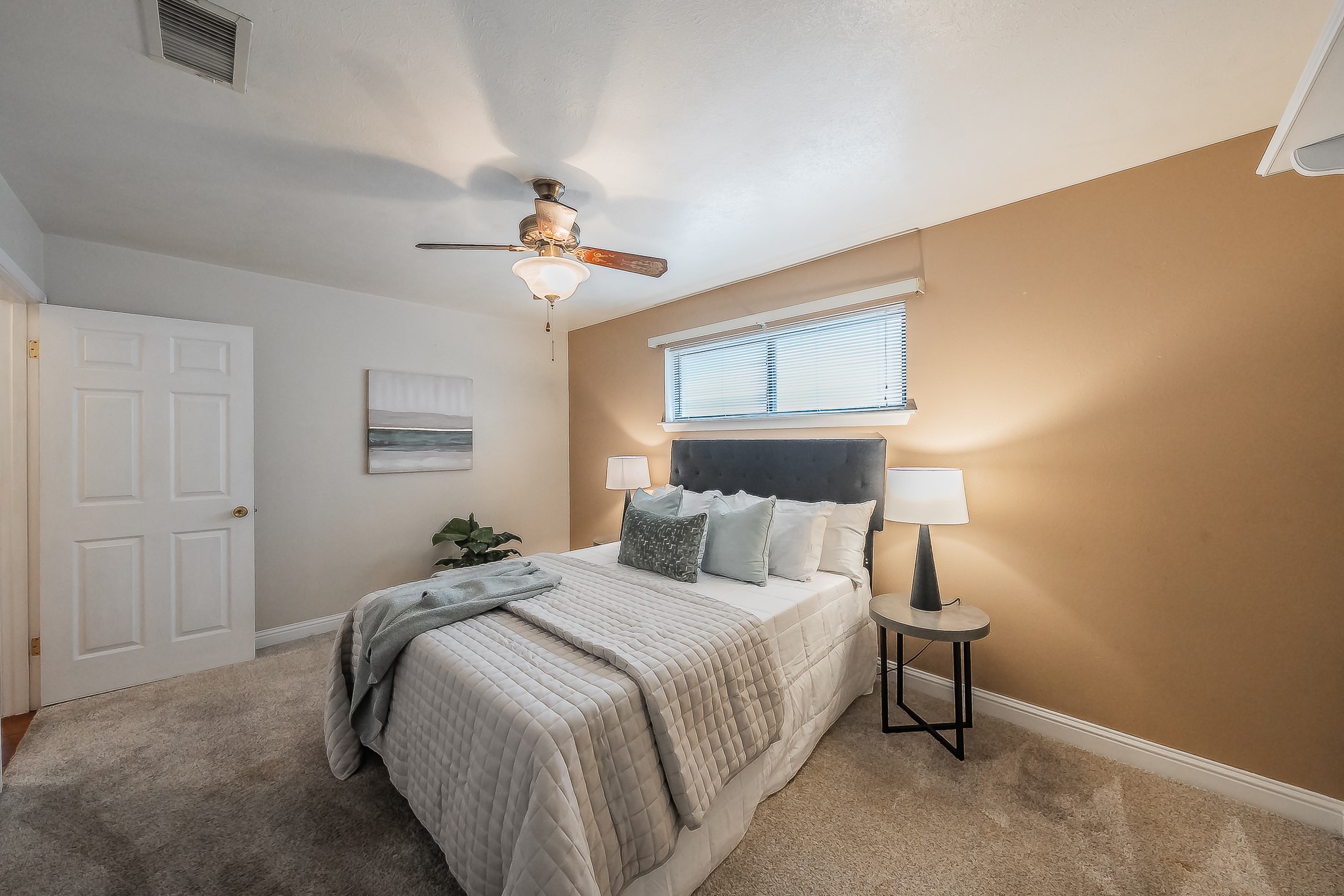 5828 Westcrest Drive W Edgecliff Village TX 76134