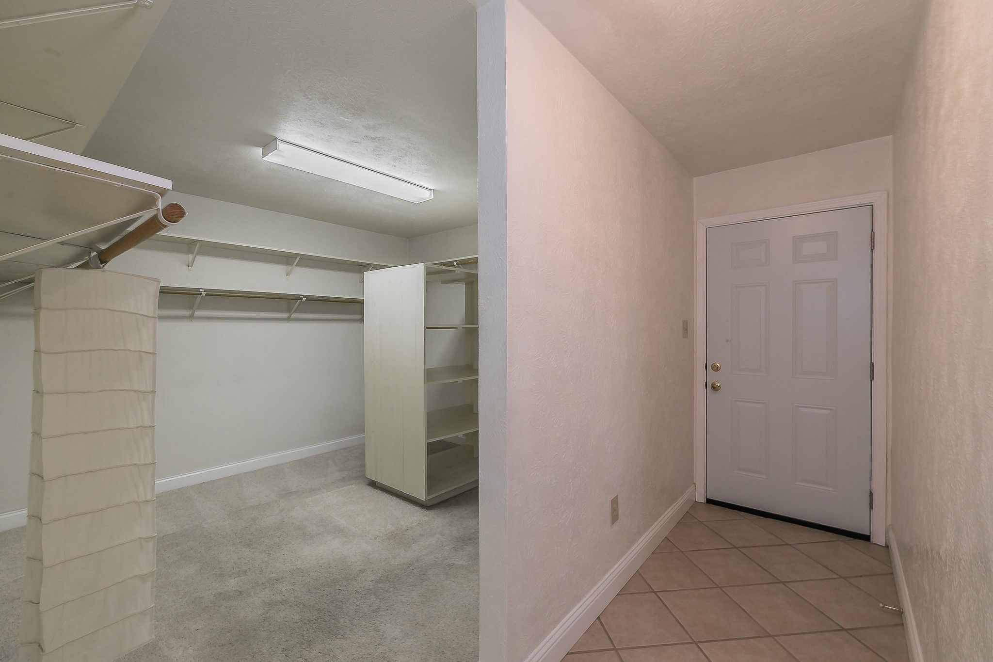 5828 Westcrest Drive W Edgecliff Village TX 76134