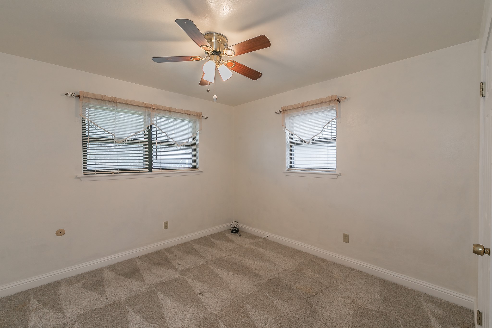 5828 Westcrest Drive W Edgecliff Village TX 76134