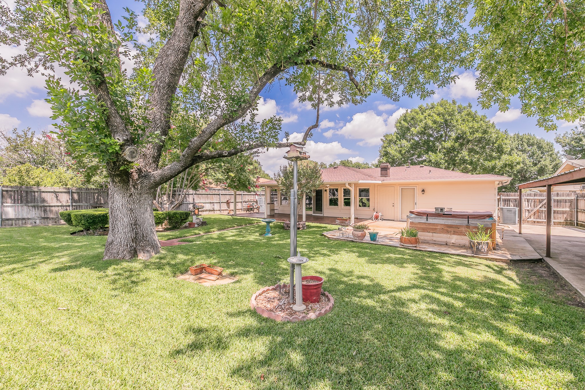 5828 Westcrest Drive W Edgecliff Village TX 76134
