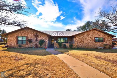 101 W Yucca Street Breckenridge TX 76424