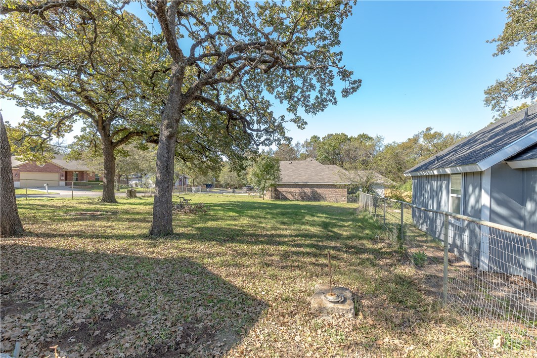 401 Harcourt Street Weatherford TX 76086