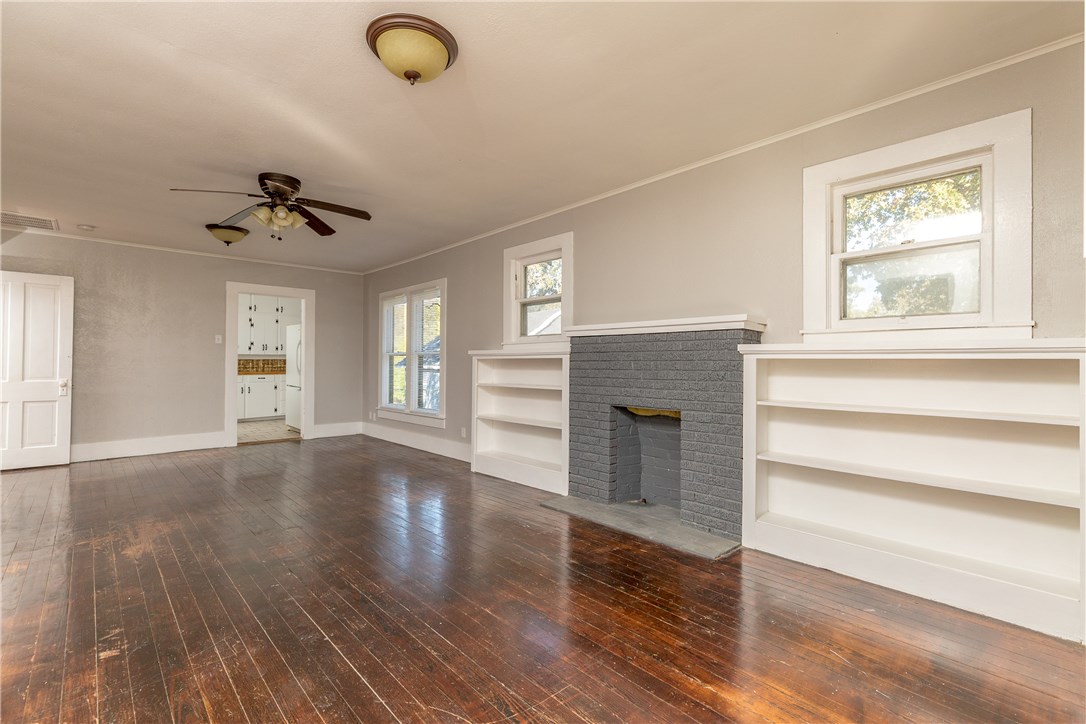 401 Harcourt Street Weatherford TX 76086