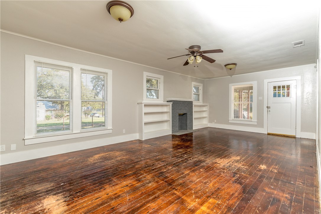 401 Harcourt Street Weatherford TX 76086