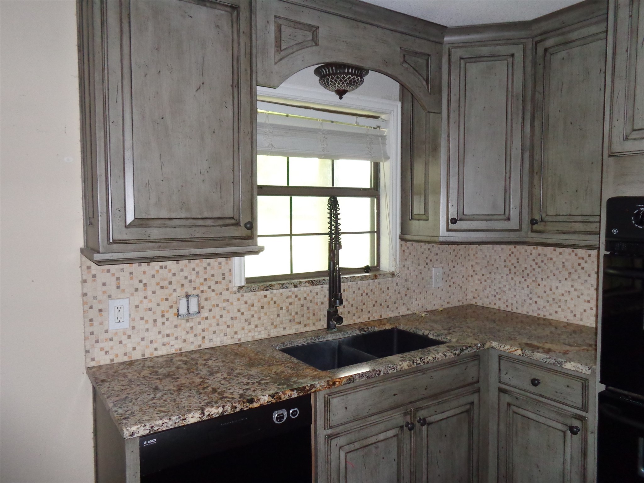 402 S 4th Street Grandview TX 76050