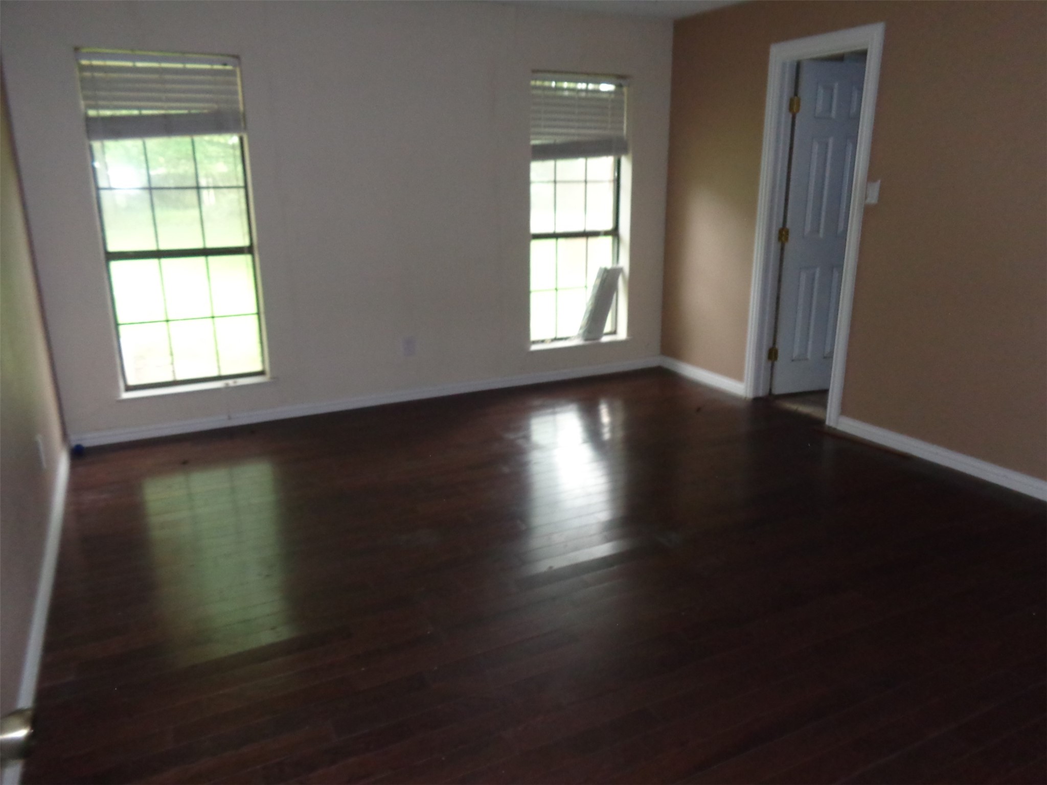 402 S 4th Street Grandview TX 76050