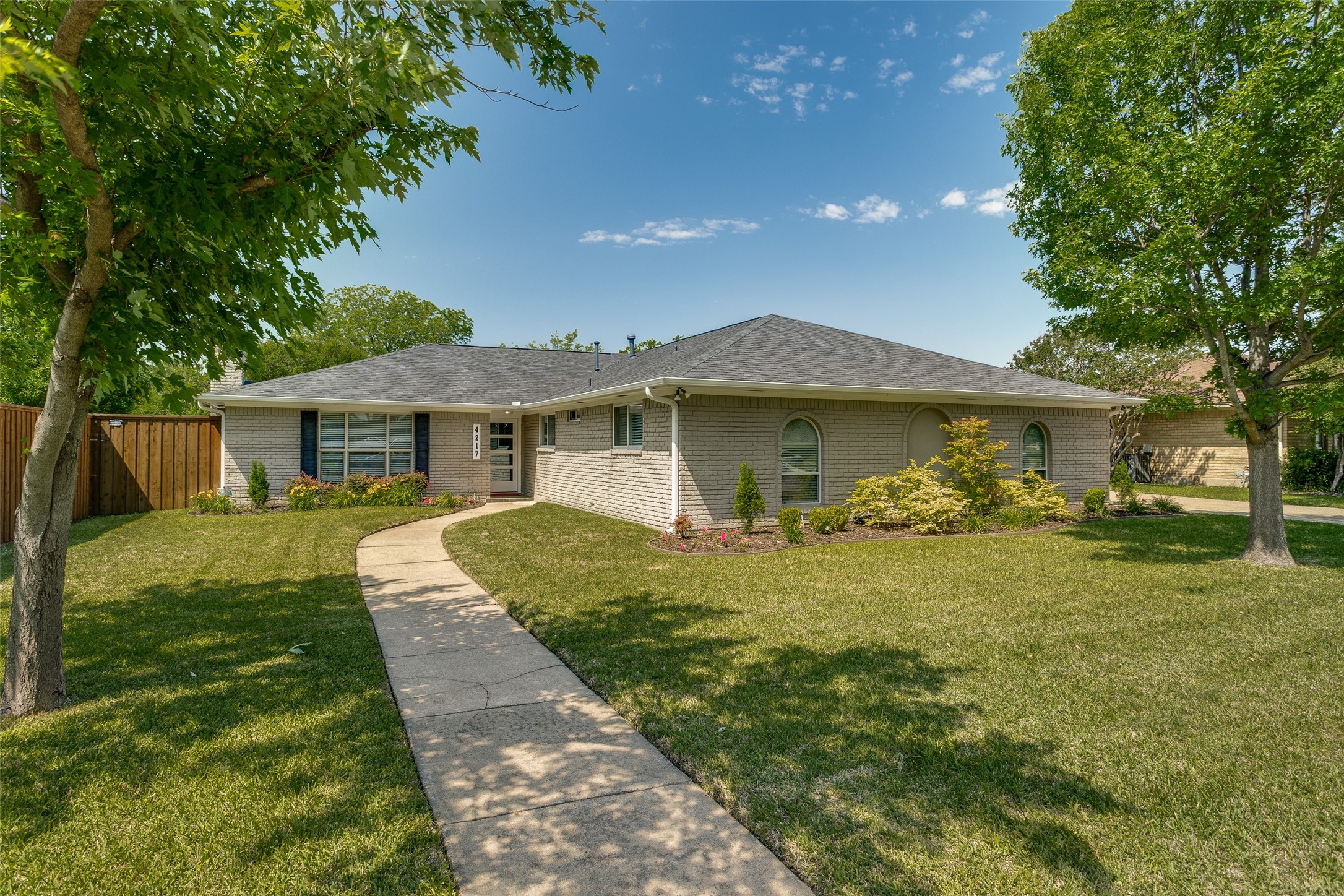4217 Keele Drive Garland TX 75041