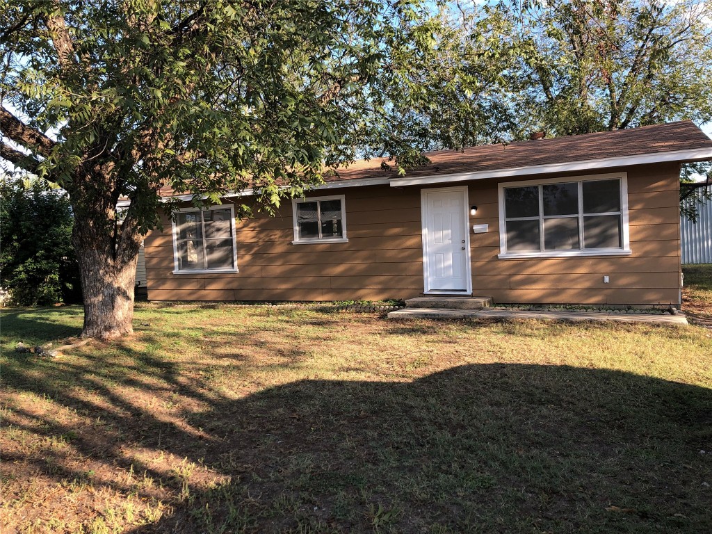 1112 Magnolia Street Brownwood TX 76801
