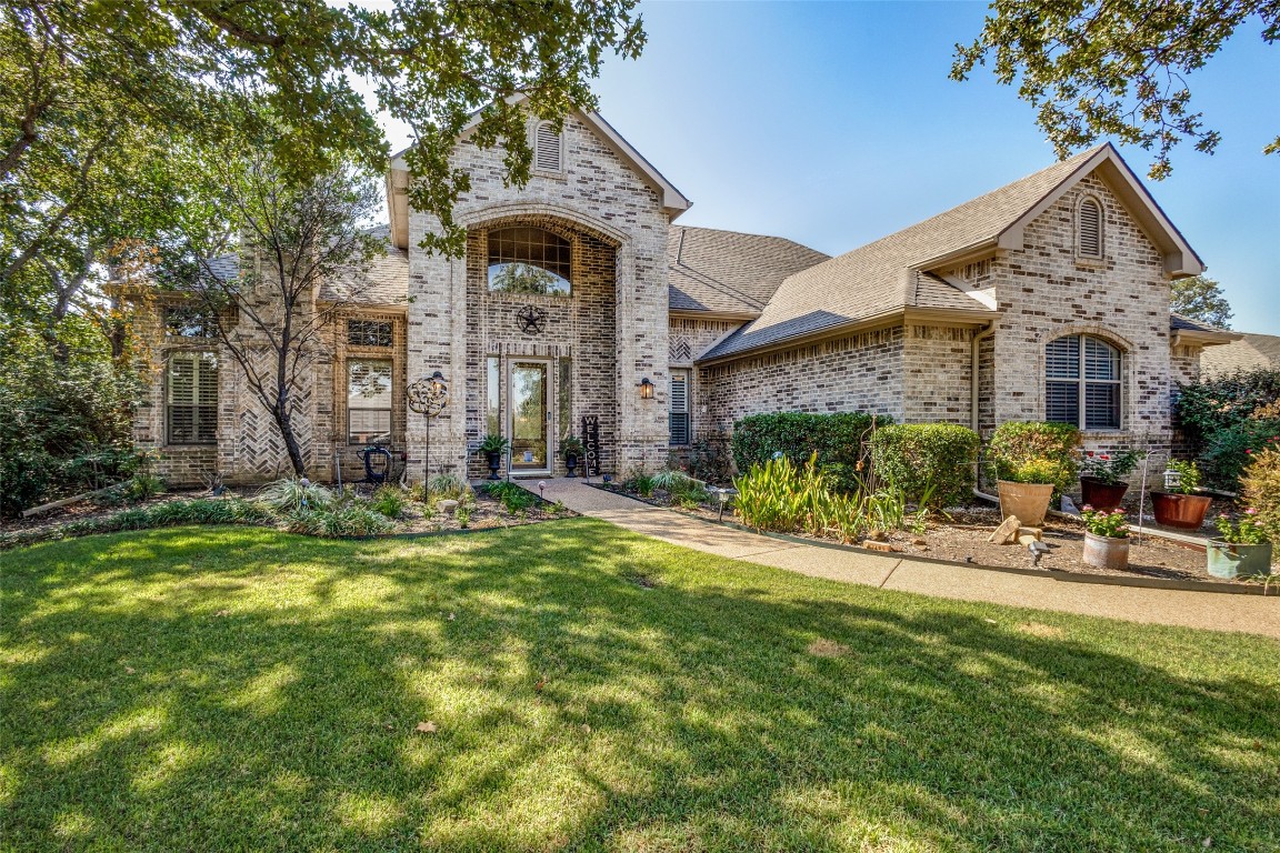 2306 Creekedge Court Corinth TX 76210