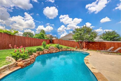 8824 Fayetteville Drive Fort Worth TX 76244