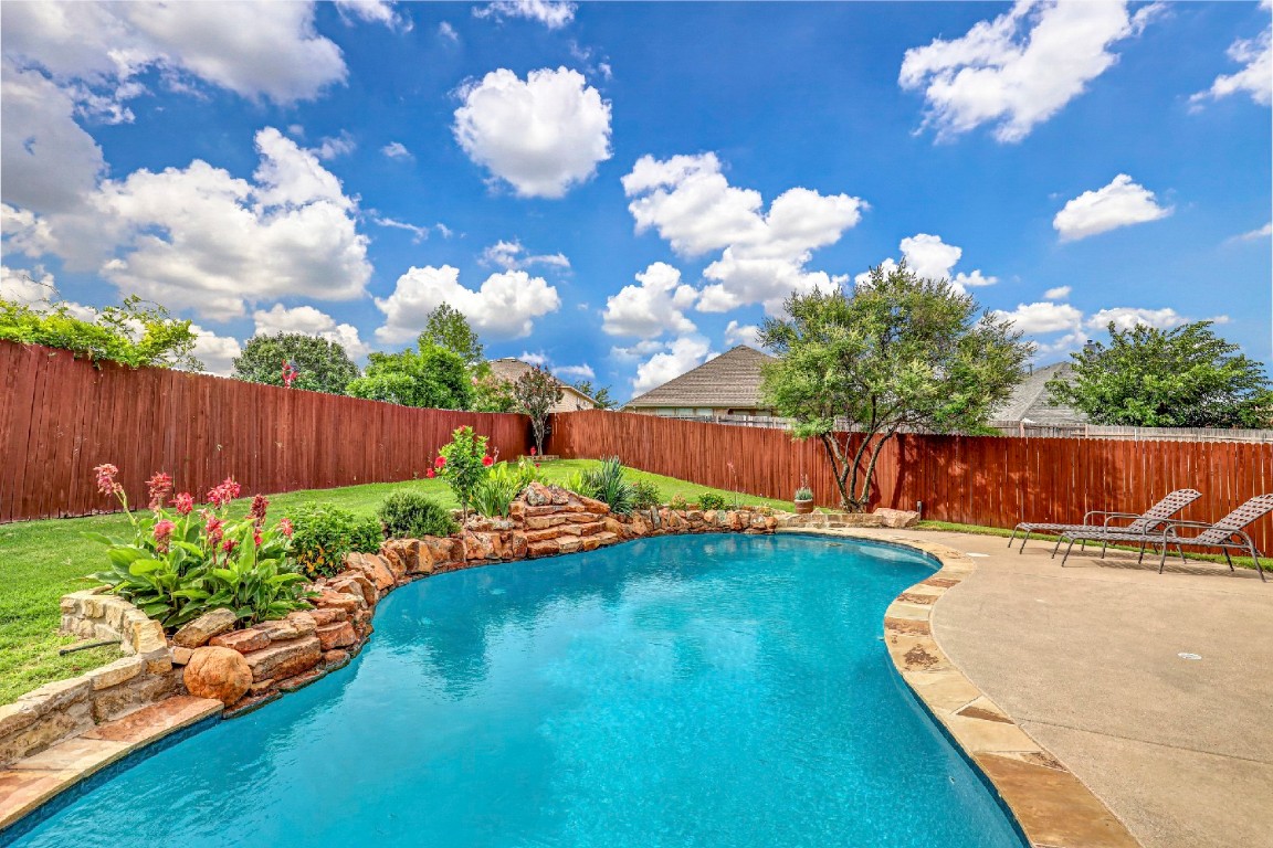 8824 Fayetteville Drive Fort Worth TX 76244