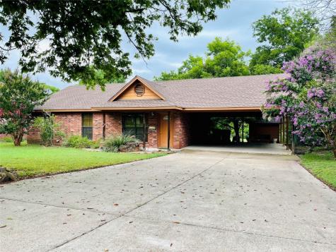 206 S Avenue P Clifton TX 76634