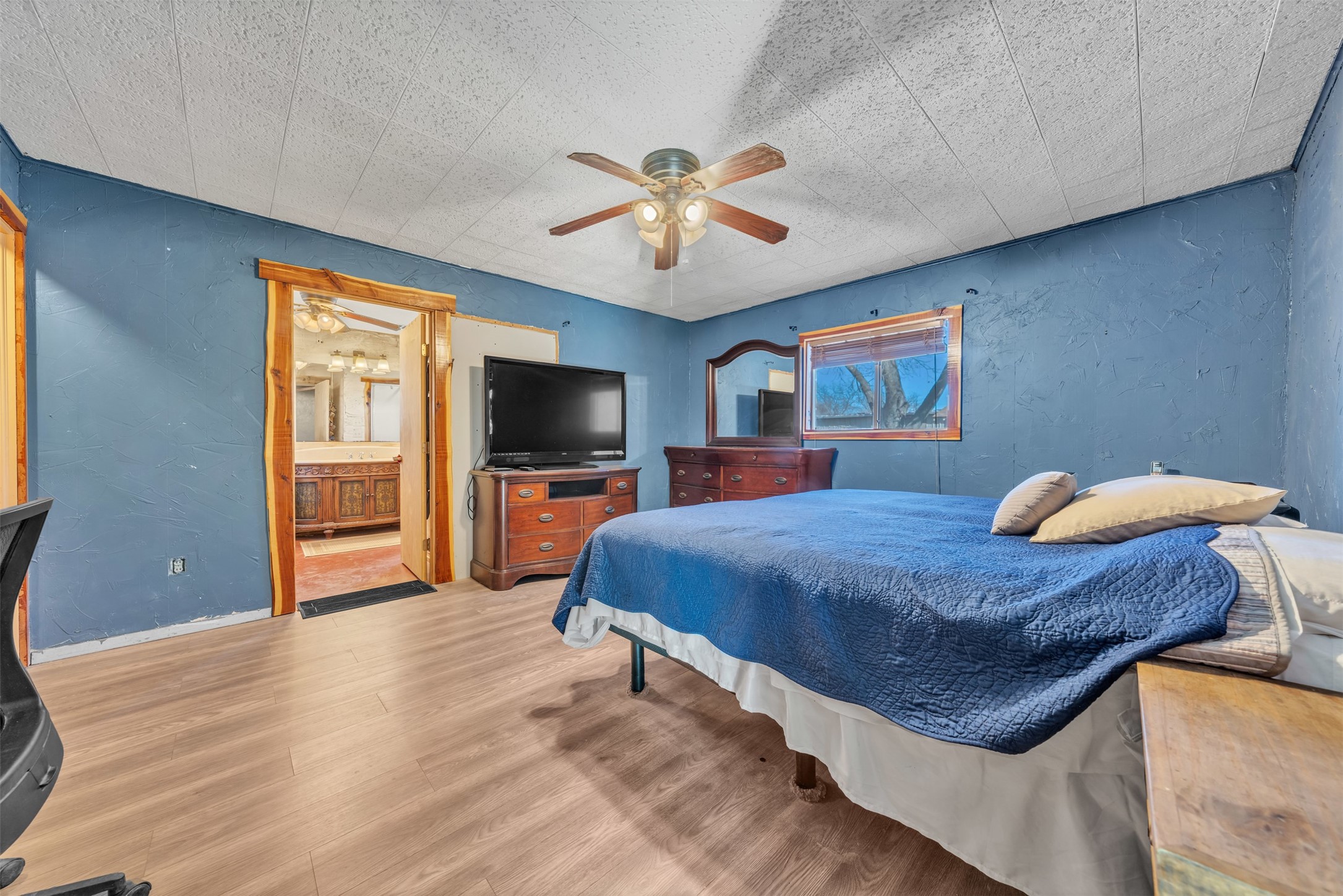 5920 Walnut Creek Drive Granbury TX 76049