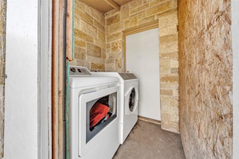 5920 Walnut Creek Drive Granbury TX 76049