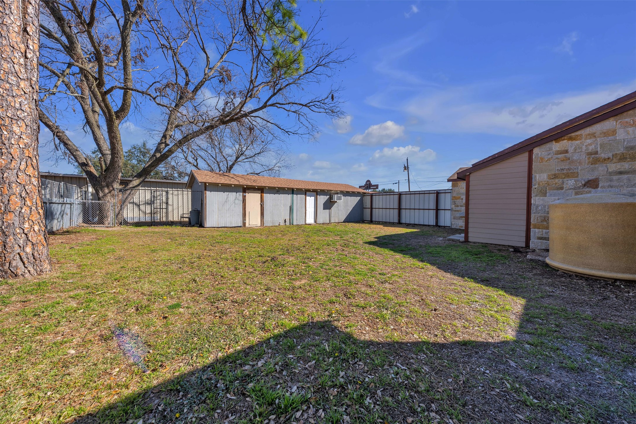 5920 Walnut Creek Drive Granbury TX 76049