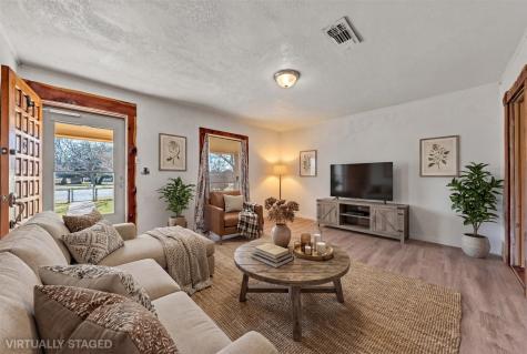 5920 Walnut Creek Drive Granbury TX 76049