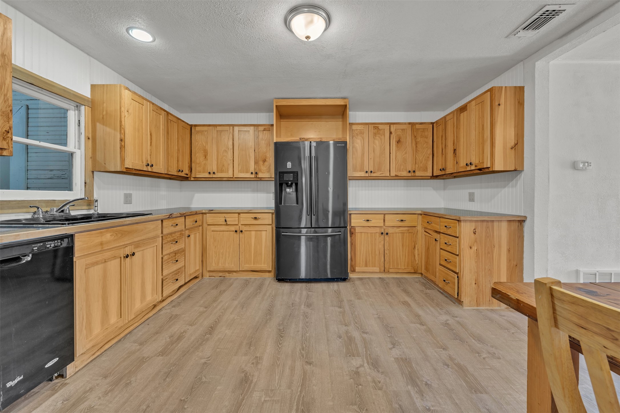 5920 Walnut Creek Drive Granbury TX 76049