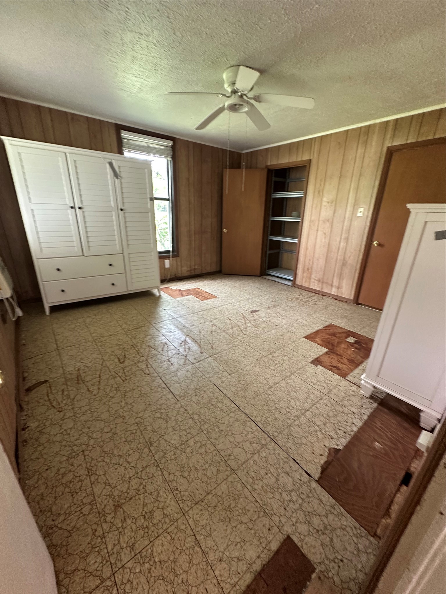8208 Pearl Lillian TX 76061
