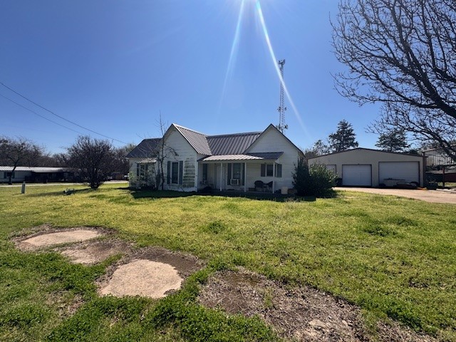 8208 Pearl Lillian TX 76061